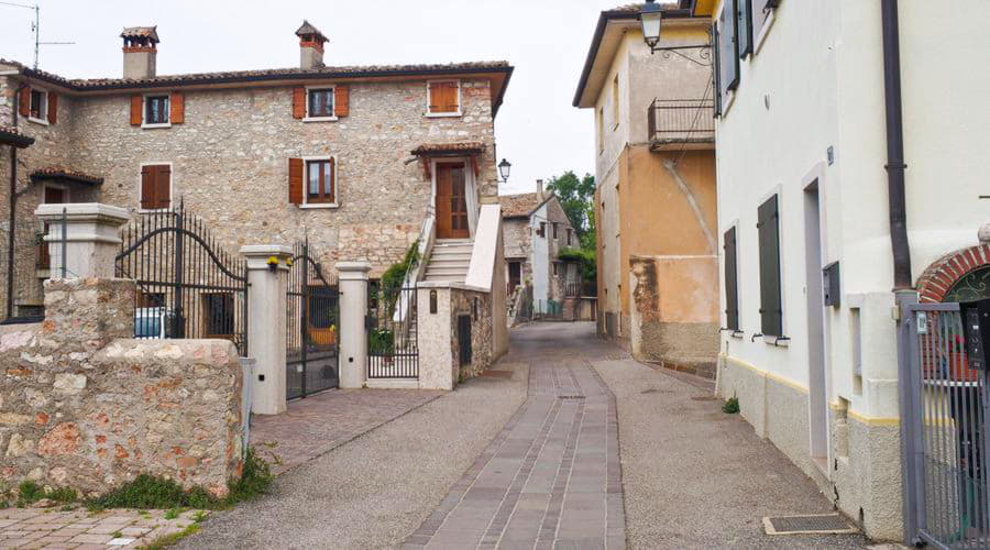 Quais são as escolhas de veículos mais populares em San Zeno di Montagna?